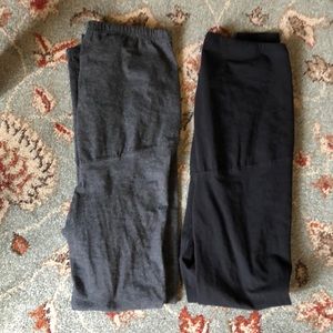 2 pairs of maternity leggings full length small